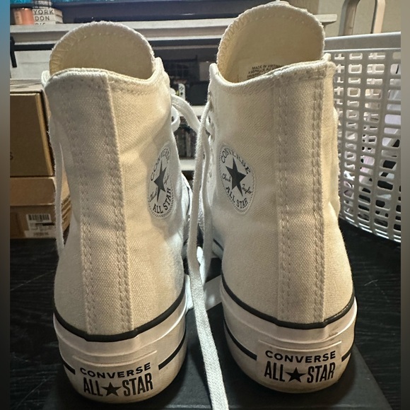 Converse White Platform Hightops - Picture 3 of 8